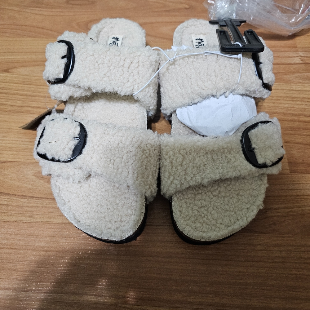 Womens Selema Cream Sherpa Sandals